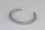 STAINLESS STEEL TWISTED CHAINED BANGLE